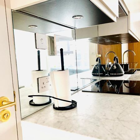 Stylish 1 Bedroom Designer Apartment 런던 외부 사진