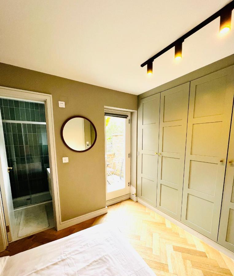 Stylish 1 Bedroom Designer Apartment 런던 외부 사진
